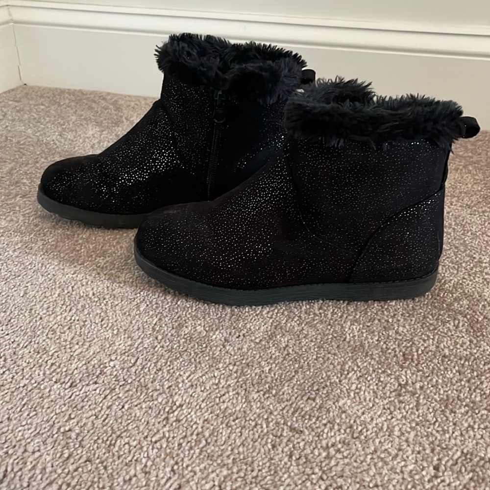 Girls Black Sparkle Boots. Never Worn.